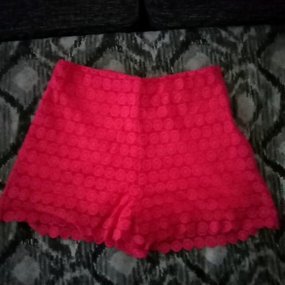 Coral shorts size L - Picture 1 of 3